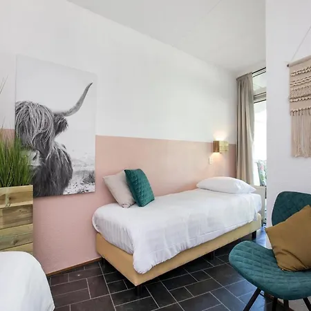 Seaside Elegant With Terrace Apartment Julianadorp