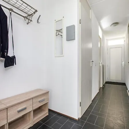 In Near The 줄리아나도르프